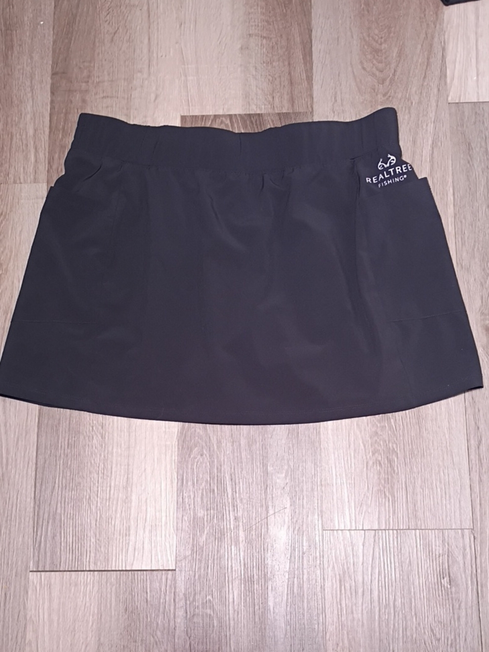 Realtree Black Women's Athletic Short Skirt with Logo